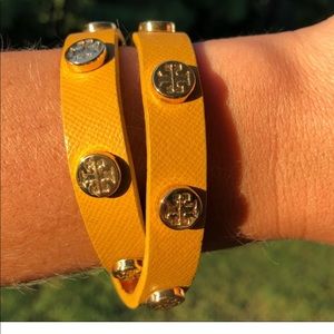 Tory Burch Wrap bracelet mustard & gold